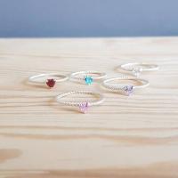 ราคา Minimalist925 แหวนพลอย cz หัวใจแบบเกลียว (7779096290)