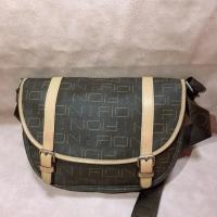 ราคา FION กระเป๋ามือสอง ทรงคลอสบอดี้ (2293201250)