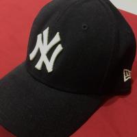 ราคา หมวก NY สีดำ ของเเท้ (1707104603)