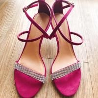 ราคา รองเท้าส้นสูง Charles & Keith (1602291250)