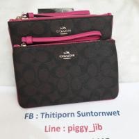 ราคา Coach แท้ คล้องมือไซส์ M ใส่ i7plus ได้ ใส่บัตร ใส่แบงค์ (626825349)