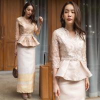 ราคา ชุดไทยประยุกต์ ชุดผ้าไหม ชุดทำบุญ สีน้ำตาลทอง/สีครีมทอง +ผ้าถุง (21388079977)