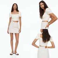 ราคา เสื้อcropแขนสั้นทรงคอเหลี่ยม h&m ไซส์XS สีครีม (18585084814)