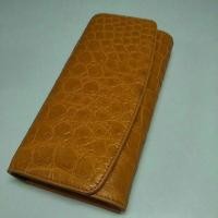 ราคา crocodile purse 3p wallet กระเป๋าสตางค์จระเข้สีส้ม (11457277012)