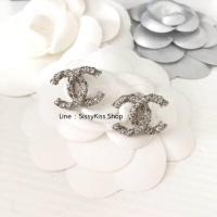 ราคา New Chanel earrings 2cm. (1366707186)