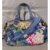 ราคา กระเป๋าสะพายข้าง Cath Kidston (7805686707)