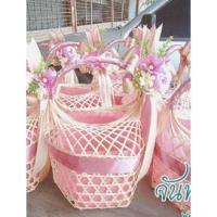 ราคา ชะลอมหูหิ้วขนาด 8 นิ้ว พร้อมตกแต่งด้วยโบและบุด้านใน (6553427298)