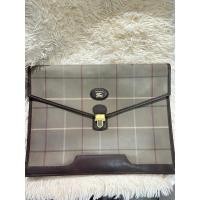 ราคา Burberrys Vintage Clutch (19179760947)