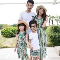 ราคา ครอบครัวพอดีช่วง ครอบครัวของทั้งสาม ริมทะเลชายหาดของรีสอร์ท ชุดแม่และลูกสาว ชุดครอบครัว กางเกงขาสั้นชุดเที่ยวทะเล (10963824130)