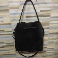 ราคา กระเป๋าสะพายทรงขนมจีบ Charles and Keith แท้ มือสองสภาพสวย (2840810822)