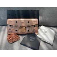 ราคา กระเป๋าสตางค์ MCM ของแท้ (7032881429)