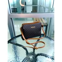 ราคา กระเป๋า Gianni Valentino แท้สะพายข้าง (6386859952)
