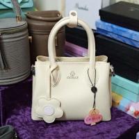 ราคา กระเป๋าถือสีเหลืองครีม CICELLE (8275108749)