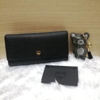 ราคา กระเป๋าสตางค์mcm ของแท้ หนังsaffiano มีการ์ด สีดำ อะไหล่สีทอง ขนาด7นิ้ว (2294140547)