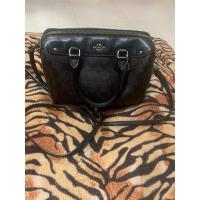 ราคา Coach หมอน ขนาด 9 นิ้ว แท้!!! (22171430843)
