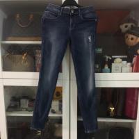 ราคา กางยีนส์ GUESS ยังไม่ได้ใส่ของใหม่ 26/36 ยาว 38” ซื้อมาจากยุโรป (2036526207)