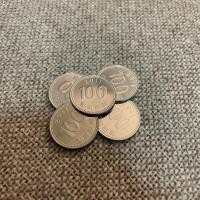 ราคา 100 won / วอน เหรียญต่างประเทศ สกุลเงินประเทศเกาหลีใต้ สกุลเงินต่างประเทศ ของเก็บสะสม ของที่ระลึก จำนวน 5 เหรียญ (12496091060)