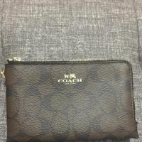 ราคา COACH กระเป๋าคล้องมือสองซิป (1714537337)