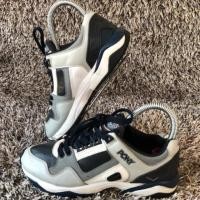 ราคา Sale Sale Sale รองเท้ามือสองของแท้ 100% Pony ไซส์ 36 สภาพดี (1860728468)