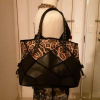 ราคา กระเป๋าสะพายหนังนิ่มลายเสือ (3636798639)