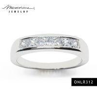 ราคา Memorine Jewelry แหวนเงินแท้ 925 ฝังเพชรสวิส(CZ) : ONLR312 (5559214999)