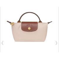 ราคา Longchamp pouch สีครีม หายากสุด!! (22942276062)