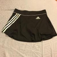 ราคา กระโปรงออกกำลังกาย Adidas ของแท้ช็อปไทย Sz.S มีกางเกงซับใน (122425225)