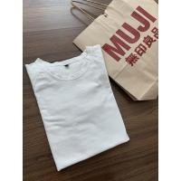 ราคา เสื้อยืดคอกลม สีขาว ของผู้ชาย แบรนด์ MUJI มือสอง สภาพดี (20608096765)