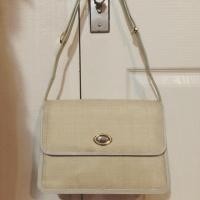 ราคา กระเป๋าแบรนด์เนม Valentino rudy italy แท้ มือสอง สภาพหนังใหม่มาก ใหม่เก็บ 95+++ (2508228205)