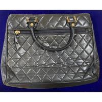 ราคา กระเป๋าหนังแท้ทรงถือมือสอง (22338713849)