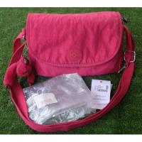 ราคา ขายกระเป๋า kipling cayleen มือสอง สี stawberry ice (476382409)