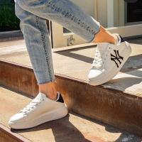 ราคา MLB แท้ พร้อมส่ง  พร้อมส่ง MLB chunky classic รองเท้าผ้าใบ NY สีขาวดำ รองเท้าเบามาก ใส่สบาย (12885799567)