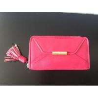 ราคา กระเป๋าสตางค์ SeeBy Chloe แท้ 100% จากญี่ปุ่น มือสอง หนังแท้ นุ่มมาก (916902332)