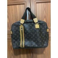 ราคา lv กระเป๋าเอกสารหนังแท้ งานมือสอง (8664816544)