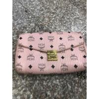 ราคา กระเป๋ามือสองครอสบอดี้mcmสีชมพู (21667541301)