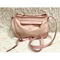 ราคา กระเป๋าหนังผสมผ้า มือสอง แบรนด์ Roberta di Camerino สภาพมีร่องรอยการใช้งาน ภายในสะอาด (25800608605)