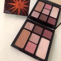 ราคา Charlotte Tilbury Gorgeous Glowing Beauty Palette (6207741535)