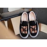 ราคา VANS SLIP-ON "LIMITED" (10706290649)