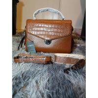 ราคา กระเป๋าผู้หญิง GIORGINA หนังวัวแท้ทั้งใบ สีน้ำตาล (20978952257)