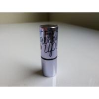 ราคา Benefit watt'up in champagne (202739968)