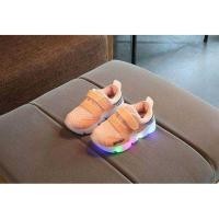 ราคา รองเท้าผ้าใบมีไฟ-ชมพู (1672264149)