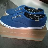 ราคา รองเท้า keds รุ่น limited kate spade (460636948)