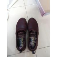 ราคา รองเท้าskechers มือ2สภาพเหมือนใหม่ ไซส์us7 (2109054421)