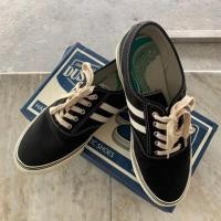 ราคา รองเท้าผ้าใบ DustOff Shoes 10US(28.5cm) พร้อมกล่อง (6640809181)