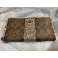 ราคา กระเป๋าสตางค์ coachมือ2สายหวาน งานแท้นะคะซื้อจากเฟสบุ๊ค(ขอดูผู้ขายได้) ดูรูปก่อนซื้อแล้วไม่รับคืน (11004424561)