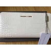 ราคา กระเป๋าสตางค์ยาว ซิปรอบ Charles & Keith (4539218982)