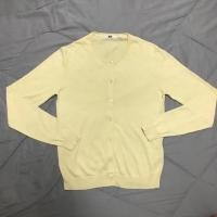 ราคา เสื้อคลุม คาดิแกน UNIQLO ของแท้ ! Size S สีเหลือพาสเทล (849524786)