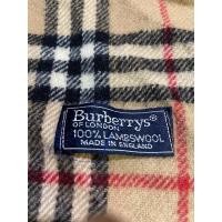 ราคา ผ้าพันคอ Burberry แท้ มือสองญี่ปุ่นสภาพดี (23506491941)