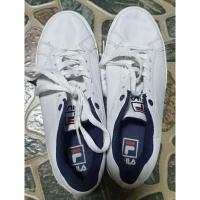 ราคา รองเท้าผ้าใบ Fila สีขาว (23058656625)