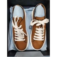 ราคา ของแท้ รองเท้าหนัง Prada สภาพใหม่มาก size 39 (18446029232)